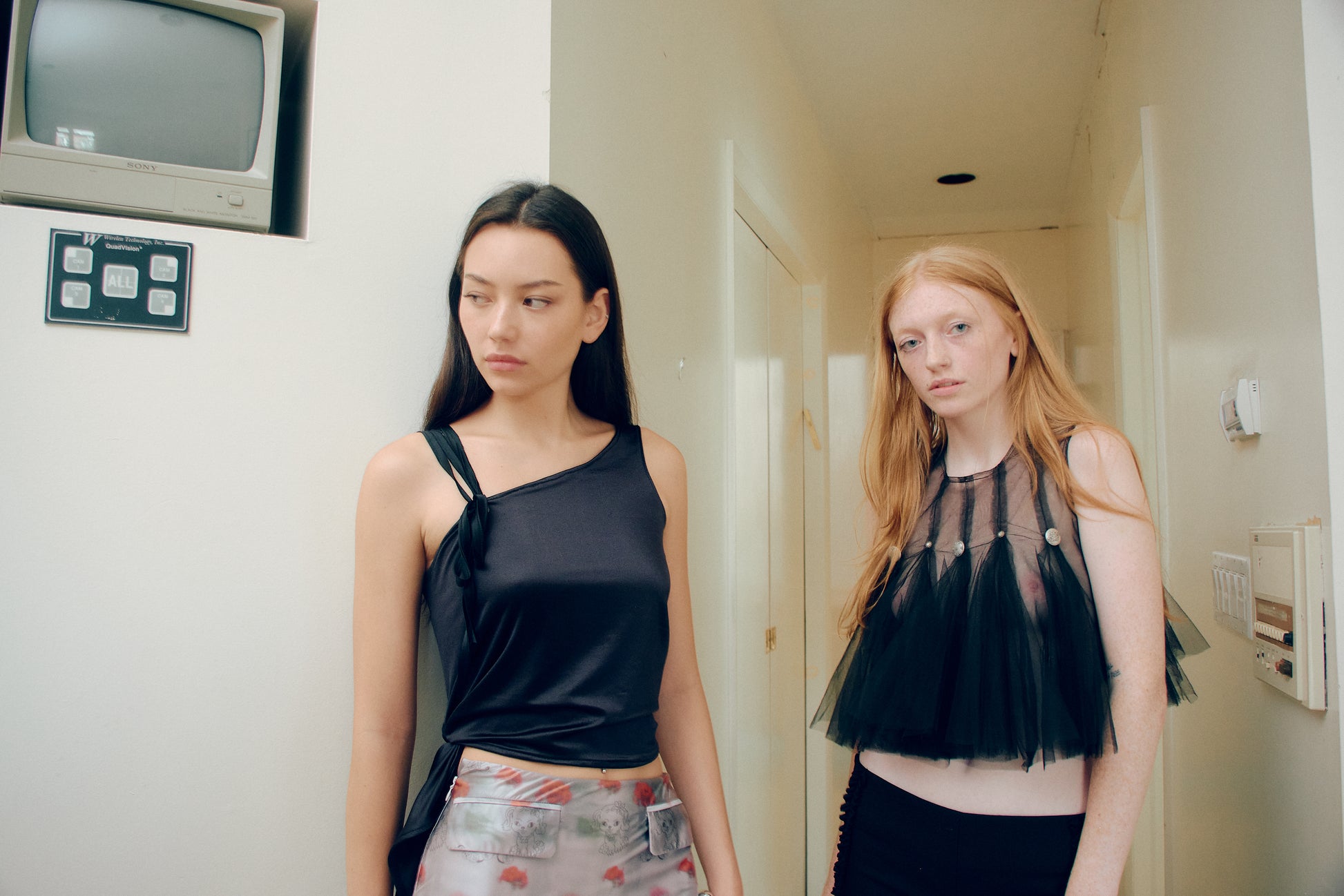Add a touch of sophistication to your wardrobe with our Open Button Flare Top. The unique design featuring open buttons adds an elegant and exclusive touch to any outfit. Crafted with high-quality materials for a luxurious feel, this top is perfect for any fashion-forward individual.