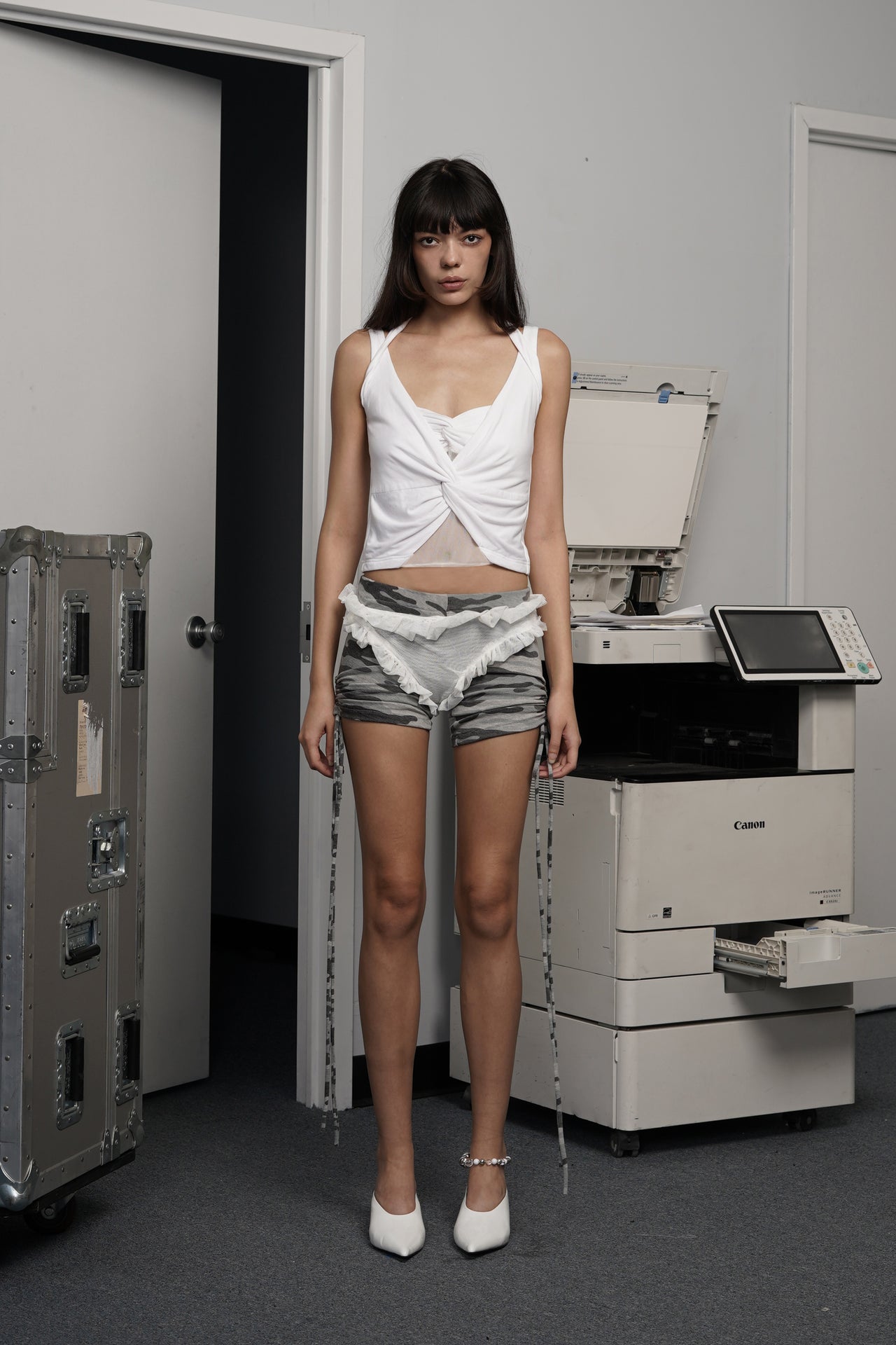 Criss Lock White Top